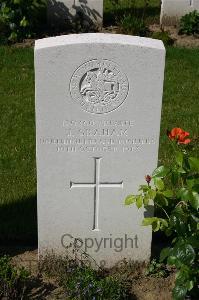 Dozinghem Military Cemetery - Graham, J